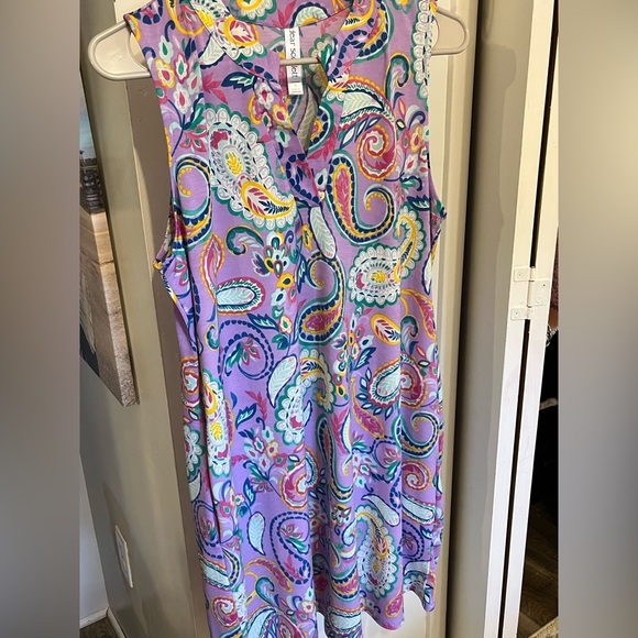 Dress - Picture 1 of 3